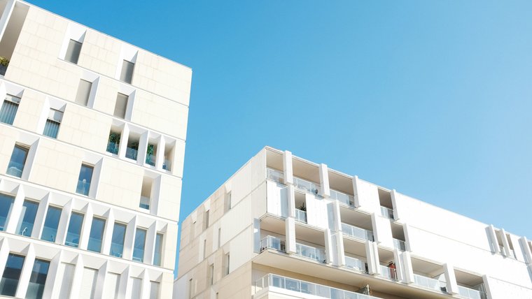 Public guarantee accounted for 13% of mortgage loans in the first quarter