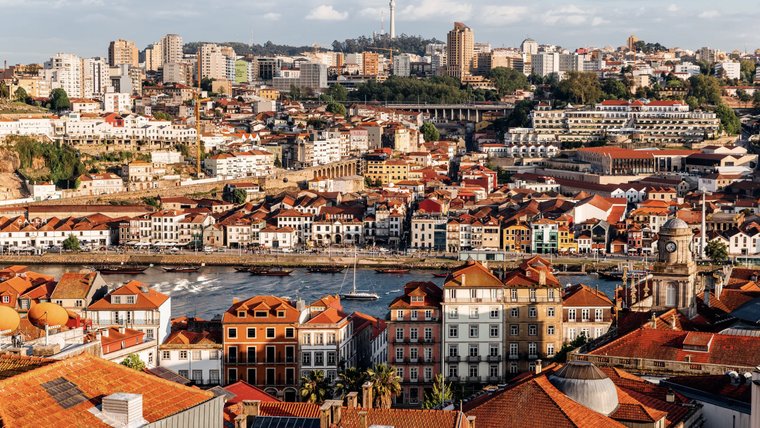 Vila Nova de Gaia featured in Condé Nast Traveller
